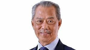 When he first came into power, one of muhyiddin's first moves was to enforce the movement control order (mco). Biodata Tan Sri Muhyiddin Yassin Islam Selebriti Peluk