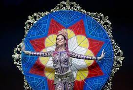 Our very own catriona gray wore all of the philippines during the national costume competition last night. Historical Commission Invites Catriona Gray To Exhibit Miss Universe National Costume Philstar Com
