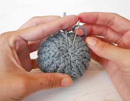 Knit pumpkin patch knitting pattern by marie mayhew designs. How To Make Adorable Crochet Pumpkins That Look Knit Mallooknits Com