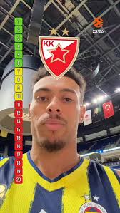 Jones throws it DOWN 😤 #MotorolaMagicMoment I Motorola