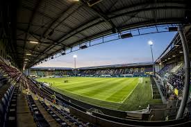 Deze pagina biedt informatie over het stadion, waarin de uitgekozen ploeg hun thuiswedstrijden spelen. Gevangenen Maken Stadion Fortuna Schoon Foto Ed Nl