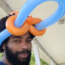 Fried chicken dipped in a watermelon flavored kool-aid sauce?!  🤣🤣#JamesAndreJeffersonJr