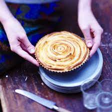 J'ai présenté de la glace avec mais une crème anglaise peut convenir.… ingrédients & mots clés Que Faire Avec De La Pate Feuilletee Elle A Table