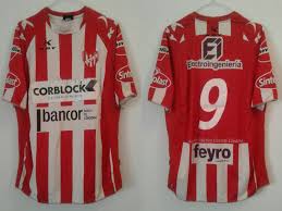 The match between instituto atletico central cordoba and the team of independiente rivadavia takes place within the tournament of primera nacional at the estadio presidente peron arena. Instituto De Cordoba Home Baju Bolasepak 2013 2014 Sponsored By Corblock