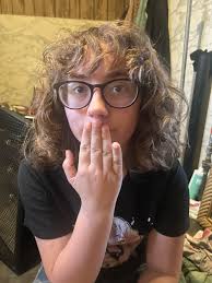 Hi, I am looking for a hairdresser that would cut and style my daughter's  hair (she's been cutting it herself 🙈) and most importantly put blue  highlights in her black hair. She