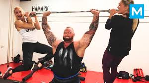Eddie hall has embarked upon a strict diet and intense training regime that has seen him go from a 196kg behemoth to a lean 164kg hulk. Game Of Thrones Star Hafthor Bjornsson Calls Out Strongman Rival Eddie Hall To Boxing Match Boxing News