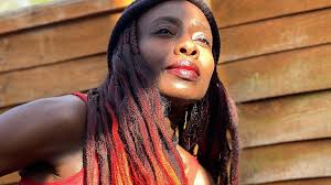 Cue Card Girl: An Interview with Violet Dempsey