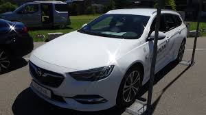 Net als de eerste generatie maar zelfs zonder deze optie krijgt de opel insignia country tourer voldoende aparte eigenschappen, met onder meer eigen inlegstukken en stoelbekleding. 2019 Opel Insignia Sports Tourer Business Innovation 1 6 Exterior Int Automobil Tubingen 2019 Youtube
