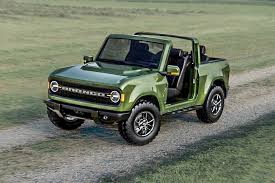 Sergius talks about various ways in which ford could bring the bronco to india including an intriguing possibility of using just the top hat. New 2021 Ford Bronco Off Road Capability Vs Jeep Wrangler