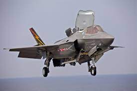 Lightning ii joint strike fighter (jsf). Mpc Presents A Poster Documentary Of The Lockheed Martin F 35 Lightning Ii Metalphoto Of Cincinnati