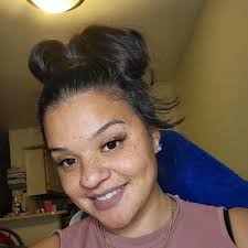 Sydney Sharp (@sydneybsharp)