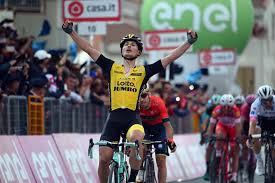 ***** elia viviani **** sam bennett *** danny van poppel, sacha modolo, niccolo. Battaglin Surges To Stage 5 Victory In 2018 Giro D Italia Cycling Today Official