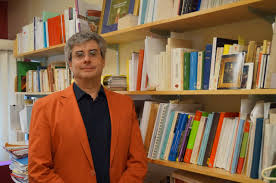 Born in kapuskasing ontario, he completed . Etudier La Riche Epoque De La Premiere Modernite Neo Uqtr