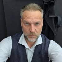 300+ "Michael Ecker" profiles