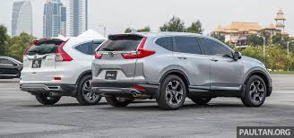 2017 Honda Cr V Vs 2015 Honda Cr V Old Vs New In 5 Live Images