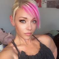 300+ "Amandà" profiles