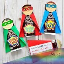 Die krawatte ist ein klassiker als vatertagsgeschenk. 25 May 2019 Dad Will Feel Special With This This Unique And Fun Super Dad Father S Day Kinder Basteln Fur Papa Vatertag Geschenke Basteln Foto Geschenk Papa