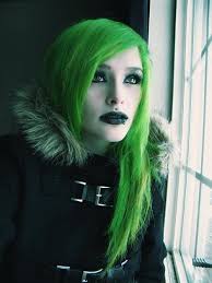 Pin By Claudia Hellena On Cute Stuff Green Hair Gothic Hairstyles Cool Hairstyles