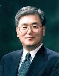 정 실장은 오늘 공항에서 기자들과 만나 비핵화 협상과 항구적 평화 정착 방안 등 한반도 주변 정세에. ë¬¸ìž¬ì¸ ì •ë¶€ ì²« ì•ˆë³´ì‹¤ìž¥ ì •ì˜ìš©ì€ ëˆ„êµ¬ æ–‡ ì •ë¶€ ì™¸êµ ì•ˆë³´ í•µì‹¬ ì°¸ëª¨ í•œê²½ë‹·ì»´
