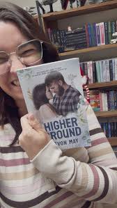 Older men romance recommendations? Yes please 🥵🥵 #tracylorrainebooks  #kindleunlimitedromance #agegap #newadultromance