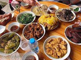 Malaysia kaya dengan pelbagai jenis makanan.seperti yang anda sedia maklum,malaysia sememangnya mempunyai pelbagai jenis bangsa dan budaya.makanan merupakan salah satu perkara yang dapat menyatukan rakyat malaysia menjadi 1 malaysia. Pengenalan Kepada Masakan Hakka Tradisional 2021