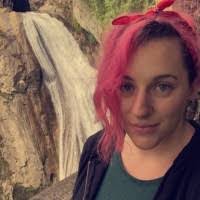 Jackie Lusk's Instagram, Twitter & Facebook