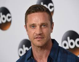 Devon Sawa : L'interprète de Casper est devenu canon !