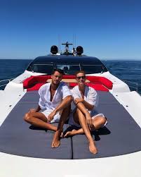 Ruben rua já não esconde a paixão pela modelo cristina margarida mantas e foi fotografado aos beijos na praia. Cristina Ferreira E Ruben Rua Ja Nao Se Escondem Veja As Fotos Holofote