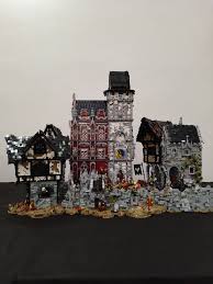 Hello, I present to you my MOC, a medieval city. so far I'm about halfway  through the work