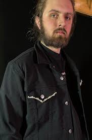 Veste en jean recyclée peinte à la main avec autocollant cœur Lucid peint à  la main