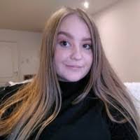 Lorna Scott's Instagram, Twitter & Facebook