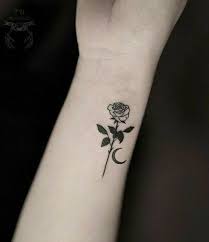 41 Rosen Tattoos Auf Arm Fantastic 123 Tattoos In 2020 Neck Tattoo Tattoos Small Tattoos