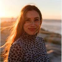 Charlotte Barge's Instagram, Twitter & Facebook