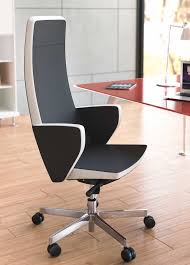 Pin By Oxford House Malta On Las Mobili House Furniture Interior