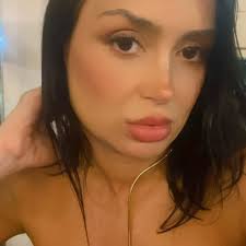 Renata Ramos (@por_renataramos) • Threads, Say more