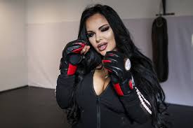 Esmeralda godlewska i marta linkiewicz dały nieźle popalić! Fame Mma 3 Monika Esmeralda Godlewska Szykuje Tajna Bron Na Walke Z Marta Linkiewicz Zobaczcie Zdjecia Z Treningu Polskatimes Pl