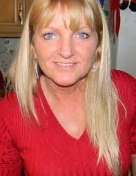 Deanna Windham's Instagram, Twitter & Facebook