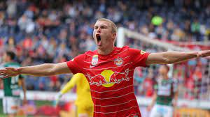 Data such as shots, shots on goal, passes, corners, will become available after the match between salzburg and ried was played. Sx6fk704kq672m