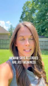 Got me a nice haircut and did my normal color burgundy.... Loving it. ❣️