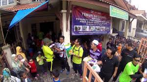 Sedangkan jika yang meninggal ibunya, anak tersebut disebut piatu. Rumah Perlindungan Anak Anak Yatim Al Nasuha Tudungsicomel Com