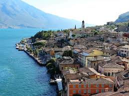 Ostern ist im christentum die gedächtnisfeier der auferstehung jesu christi. Urlaub 2021 Trotz Corona Ostern Pfingsten Sommer Wann Reisen Wieder Moglich Sein Konnten Reisen