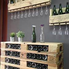 Es gibt viele ideen, die sich mit europaletten umsetzen lassen. á Weinregal Aus Paletten Selber Bauen Kaufen Diy Shop Weinregal Palette Mobel Aus Paletten Europaletten Mobel