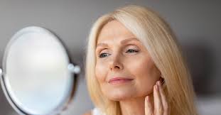 Anti-âgisme: la ménagère de moins de 50 ans fait place au narcissisme  revigoré des plus de 50 ans!