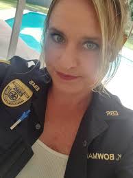 Kara Bowman's Instagram, Twitter & Facebook