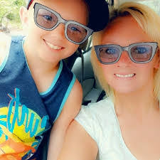 Melissa Ryman's Instagram, Twitter & Facebook