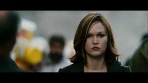Julia stiles is famous as an american actress who was born on march 28, 1981, in new york city, u.s. Aboutnici Julia Stiles Hair Issues Good Hair Day