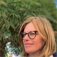 Mae Kerr Email & Phone Number