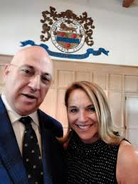 Victoria's Secrets: Wonderful people