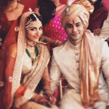 Thanks to a video from her wedding the actress shared on the photo sharing app. Inside Soha Ali Khan Kunal Khemu S Wedding Kareena Steals Limelight Entertainment Emirates24 7