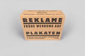 Reklame lebih menojolkan gambar, berbeda dengan iklan pada umumnya. Reklame Steidl Verlag